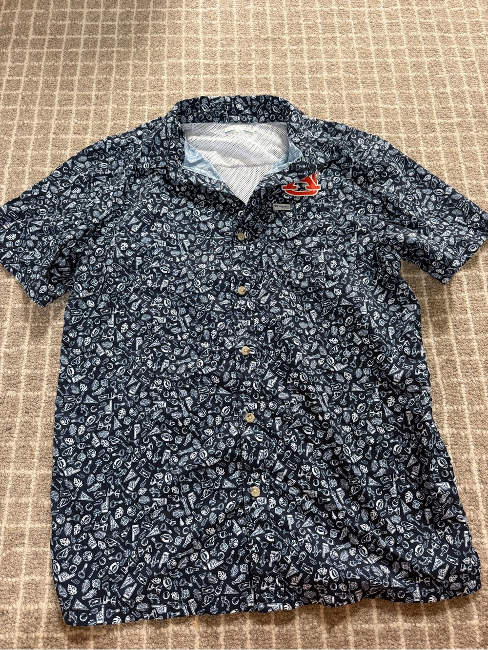 Columbia Navy and White Short-Sleeve Printed Button-Down Shirt
